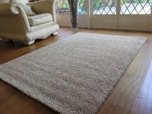 Cosy Plush Soft Shaggy Rug (Beige, 120 x 170cm)
