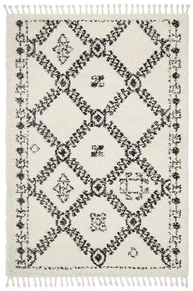 Saffron White Black Shag Tassel Floor Rug