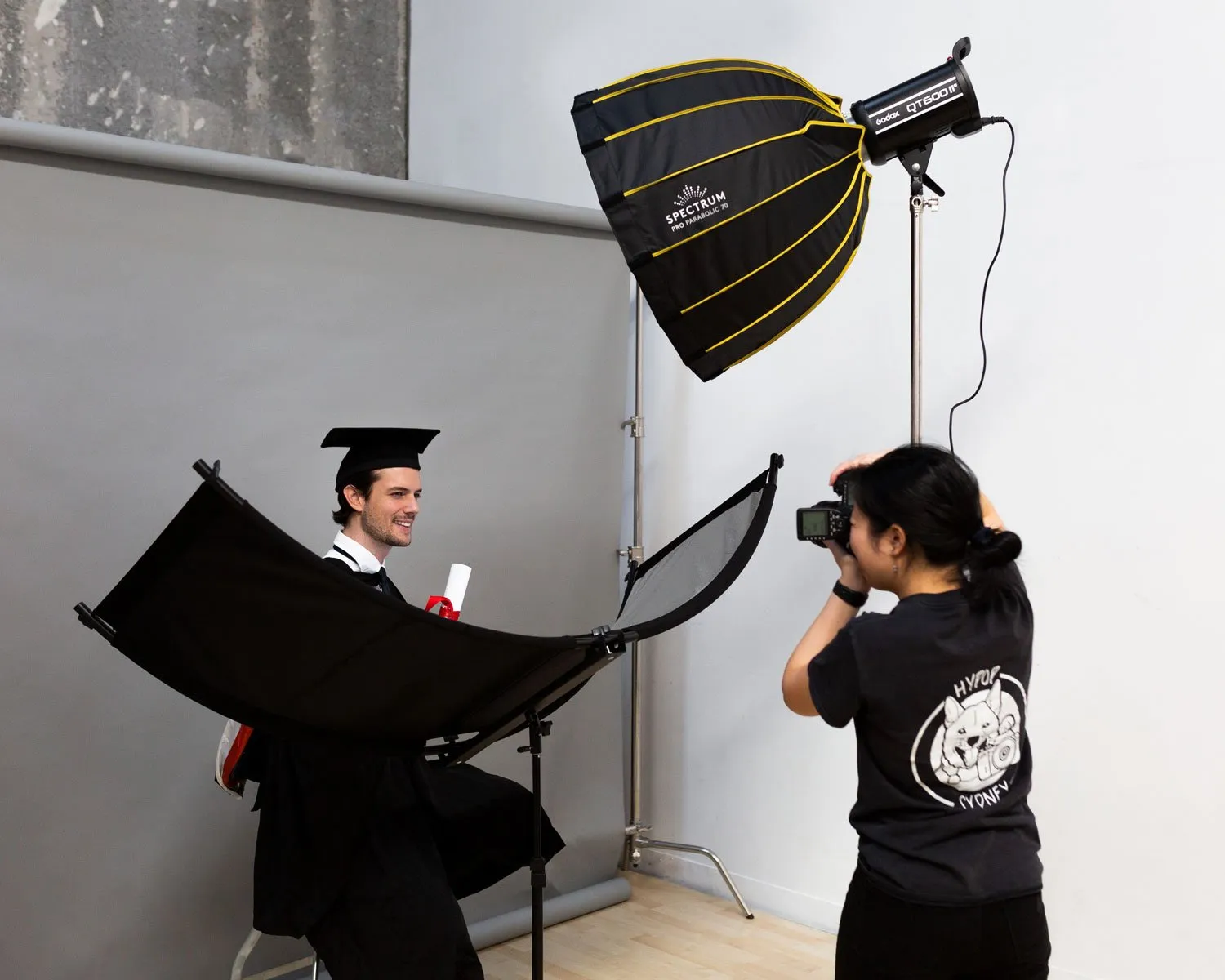 Selens Curved Clamshell 'Radiance Reflector Pro' For Portrait Photography (60x180cm)