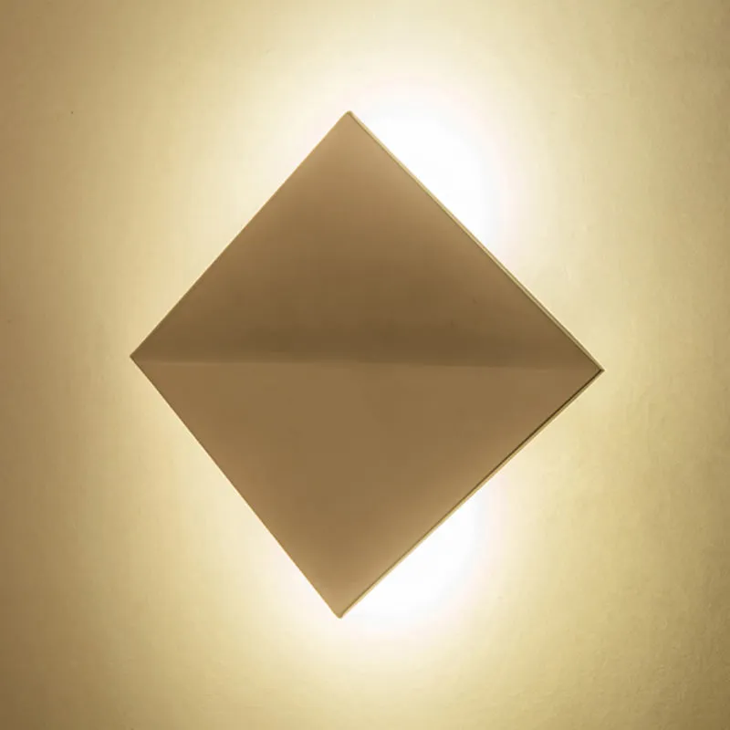 Stylish Curved Wall Sconce with Acrylic Squared Shade: Warm/White LED Bedroom Lamp
